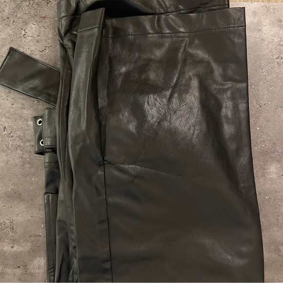 I Am Gia IDONY PANT - BLACK - Picture 3 of 3